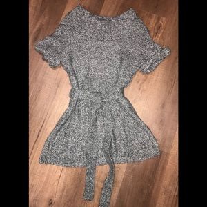 Debbie Morgan Short Sleeve Sweater, Size Large